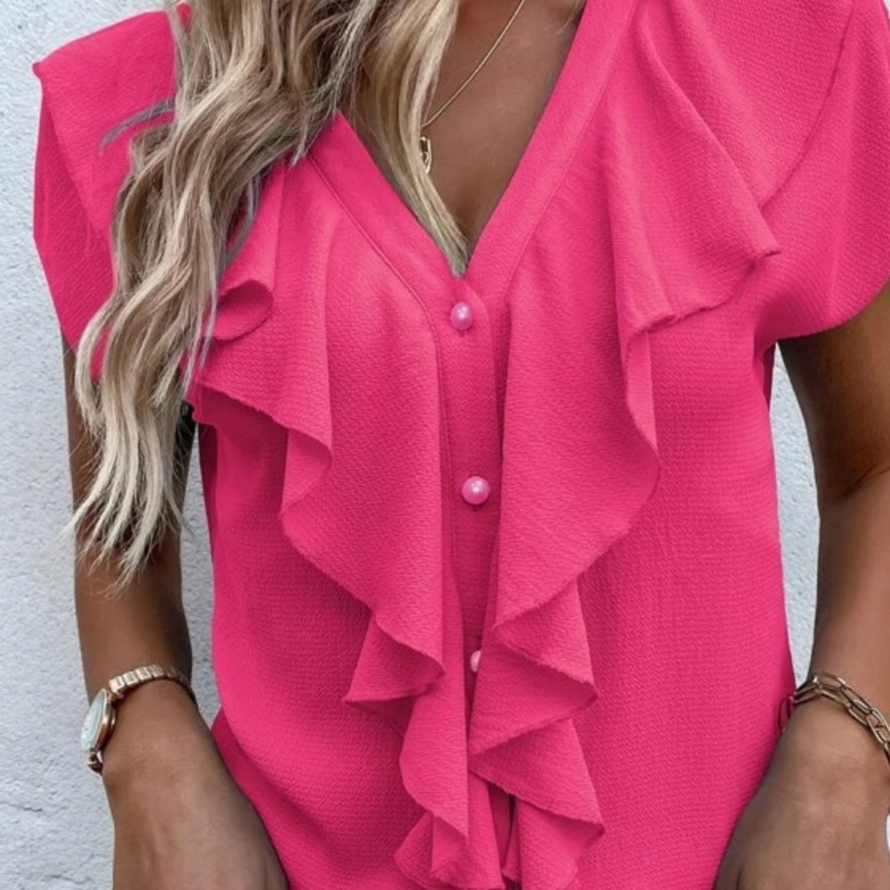 Beautiful light weight hot pink button up💞🌸 never worn